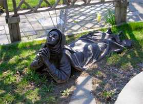Catholic Nun praying