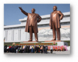 Statues-of-Kim-Il-Sung-and-Kim-Jong-Il